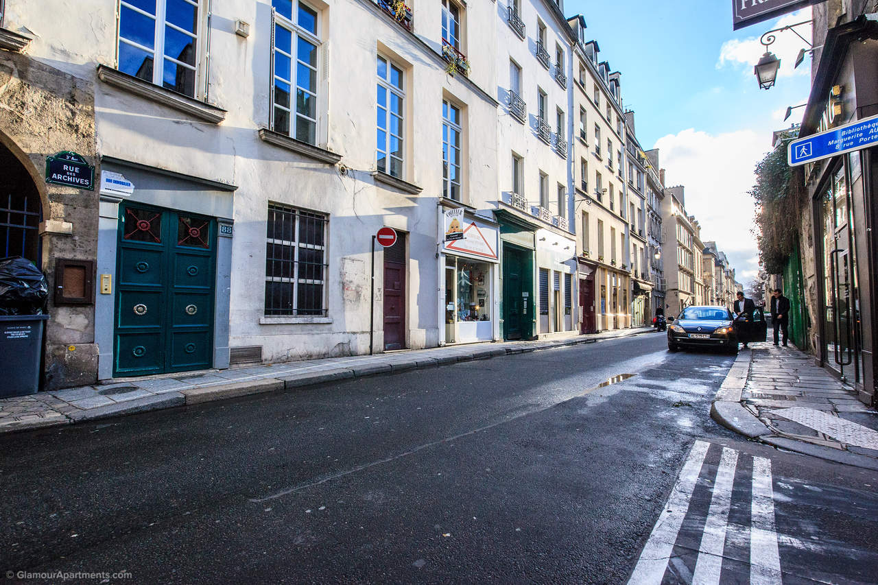 The area/environment